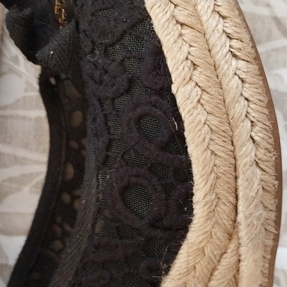 Tory Burch Peep Toe Espadrilles. Size 10 - Picture 13 of 16